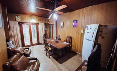 Casa en venta - 3 Dormitorios 4 Baños Local - 433Mts2 - Ensenada