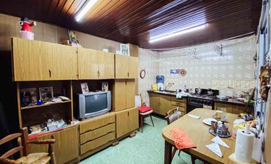 Casa en venta - 3 Dormitorios 4 Baños Local - 433Mts2 - Ensenada