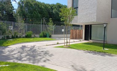 DEPARTAMENTO EN VENTA  4Amb - EN BOSQUES DE CHAMPAGNAT