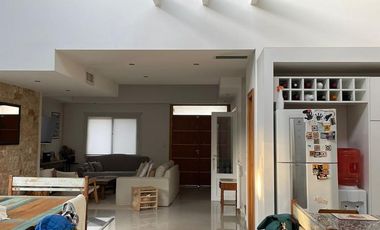 CASA VENTA ITUZAINGO