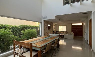 CASA VENTA ITUZAINGO