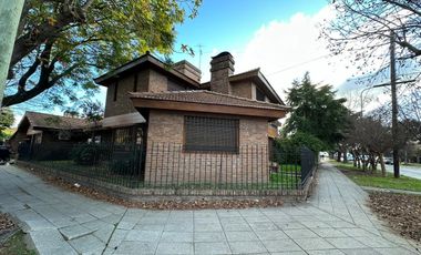 Chalet en San Miguel Ctro. Uso Profesional