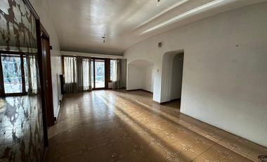 Chalet en San Miguel Ctro. Uso Profesional