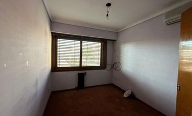 Chalet en San Miguel Ctro. Uso Profesional