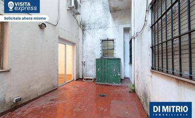 ¡Este hermoso 3 Ambientes con DOS patios es para vos! Visitalo Express HOY mismo!