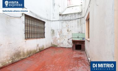 ¡Este hermoso 3 Ambientes con DOS patios es para vos! Visitalo Express HOY mismo!