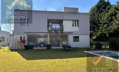 Casa en venta en Barrio Los Naranjos Canning