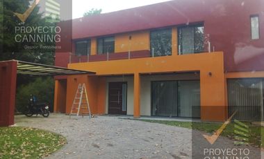 Casa en venta en Barrio Los Naranjos Canning