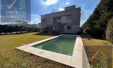 Casa en venta en Barrio Los Naranjos Canning