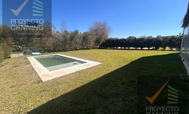 Casa en venta en Barrio Los Naranjos Canning