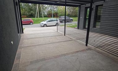 Venta - Duplex - 2 Dormitorios - B°  Miradores de Manantiales 2