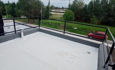 Venta - Duplex - 2 Dormitorios - B°  Miradores de Manantiales 2