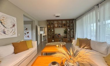 Casa en  venta con pileta 7 ambientes en los Castaños Nordelta