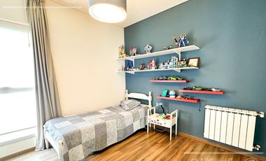 Casa en  Venta - Barrio Nuevo Quilmes - lote central.