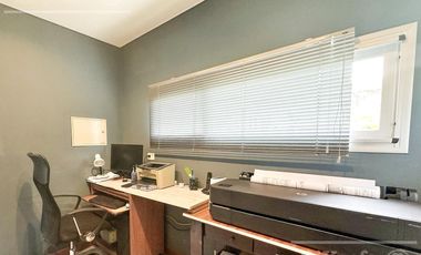 Casa en  Venta - Barrio Nuevo Quilmes - lote central.