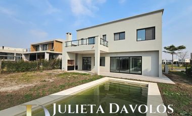 Casa en Venta Barrio Puertos del Lago, Ceibos