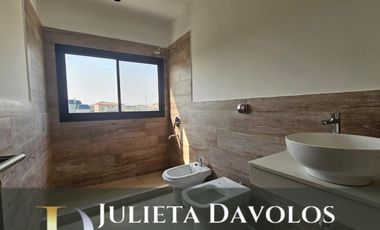 Casa en Venta Barrio Puertos del Lago, Ceibos