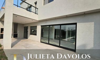 Casa en Venta Barrio Puertos del Lago, Ceibos