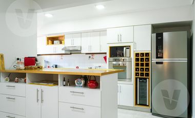 Casa en venta - Lomas de Zamora, Caseros al 1700