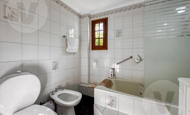 Casa en venta - Lomas de Zamora, Caseros al 1700