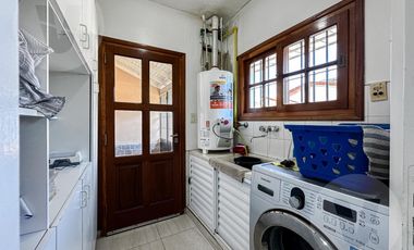 Casa en venta - Lomas de Zamora, Caseros al 1700