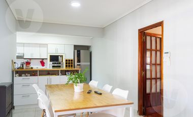 Casa en venta - Lomas de Zamora, Caseros al 1700