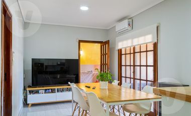 Casa en venta - Lomas de Zamora, Caseros al 1700