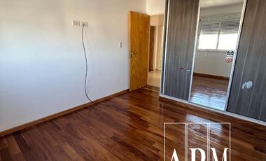 Depto. de 3 dormitorios, Edificio Puerta de Alcalá (financiación a 60 meses)