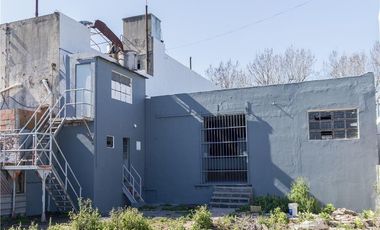 Depósito en  Ensenada a mts del Puerto y Zona Franca