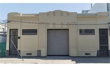 Depósito en  Ensenada a mts del Puerto y Zona Franca