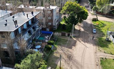 DUPLEX  2 dorm , 2 baños - 73 mts2 con pileta climat. -Las Gaviotas (Mar de las Pampas )