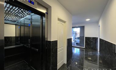 Venta de Departamento 2 ambientes con balcón y parrilla en Bernal