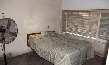 VENTA - 2 casas - sobre ruta 9 - Roldán