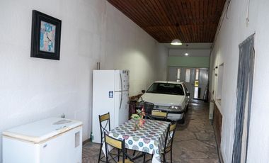 VENTA - 2 casas - sobre ruta 9 - Roldán
