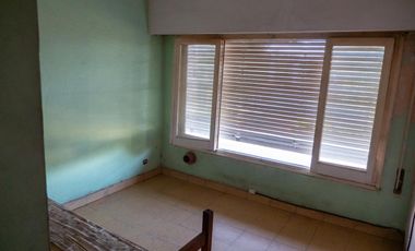 VENTA - 2 casas - sobre ruta 9 - Roldán