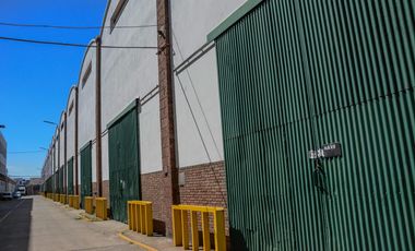 Alquiler - Depósito - 1200 m2 - Bernal
