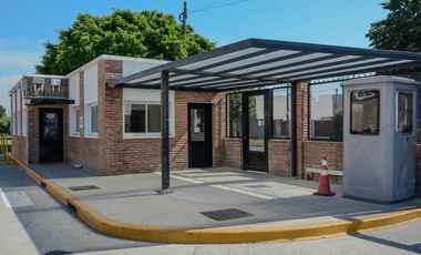 Alquiler - Depósito - 1200 m2 - Bernal