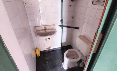 PH en venta - 4 Dormitorios 2 Baños - Cochera - Local -180Mts2 - Avellaneda