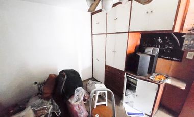PH en venta - 4 Dormitorios 2 Baños - Cochera - Local -180Mts2 - Avellaneda