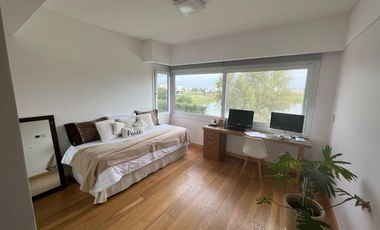 venta Casa en El Canton a la laguna 8 ambientes