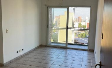 Departamento en 3 Ambientes con Cochera - Edificio Torrecentro I -  Venta Apto Credito