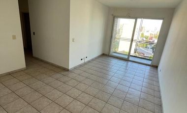 Departamento en 3 Ambientes con Cochera - Edificio Torrecentro I -  Venta Apto Credito
