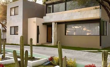 CASA EN VENTA EN FRACC EN BO DE SAN JUAN TEQUISQUIPAN