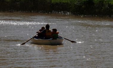 CASA QUINTA en ALQUILER TEMPORARIO EN EL DELTA 3 DORM 2 BAÑOS 9 PAX