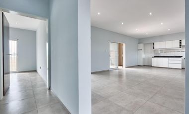 VENTA/PERMUTA - Casa - 2 dormitorios - Patios y pileta - Las Fincas de Ibarlucea, Ibarlucea