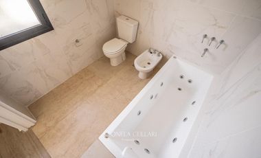 Casa en venta - Altos de Campo grande - Pilar