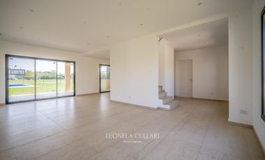 Casa en venta - Altos de Campo grande - Pilar