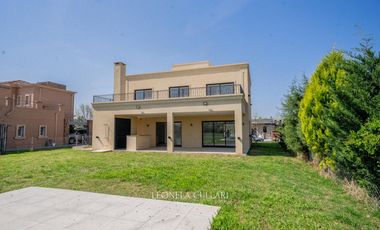 Casa en venta - Altos de Campo grande - Pilar