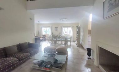 Venta Casa - Barrio Privado Las Condes / Pilar - Oportunidad!