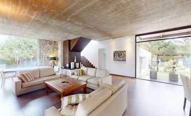 Casa en Venta - Residencial 1 Lote 42 de Costa Esmeralda - Super oportunidad